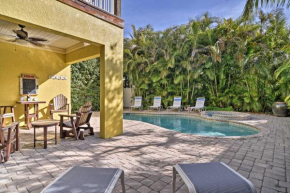 Holmes Beach Home Pool, Hot Tub, Walk to Beach!